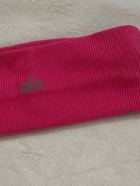 ALO Yoga Ribbed Hot Pink Headband